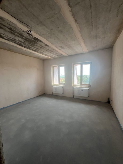 Продам 2-х кімнатну квартиру р-н. Ботанічного саду.