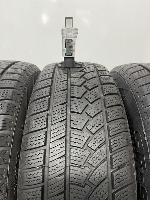 4x Zimowe 205/65R15 Sunfull SF-982