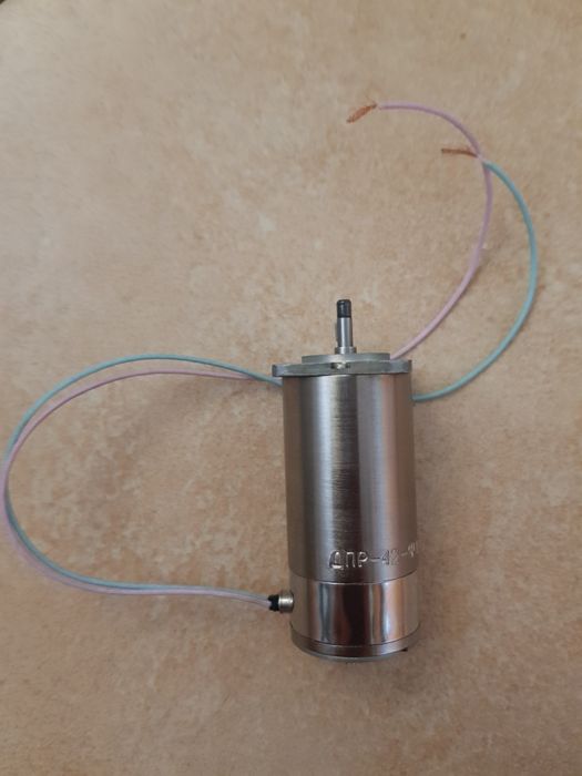 Электродвигатель ДПР-42-ф1-03: 1 000 грн. - Электрика Киев на Olx