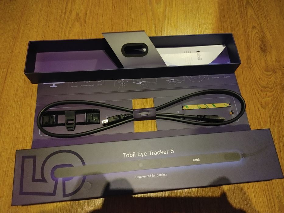 Tobii Eye Tracker 5 - Eye/head tracker do gier