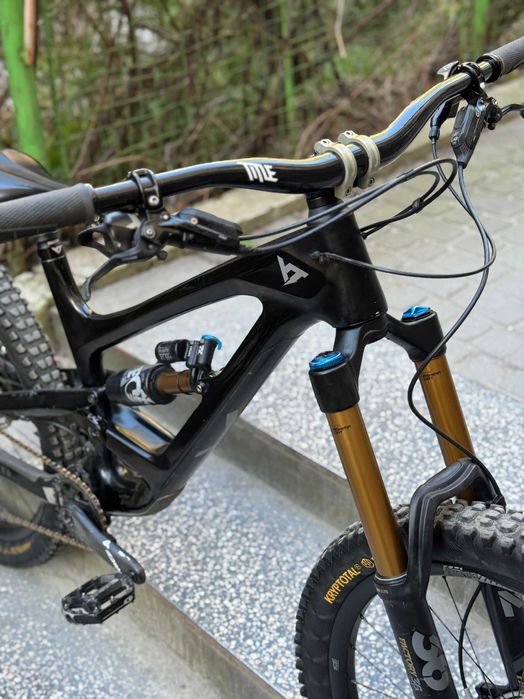 YT Capra Pro Race | Карбон ендуро велосипед