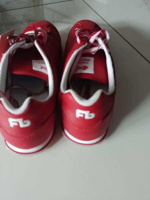 Nowe buty firma Fishbone Roz42