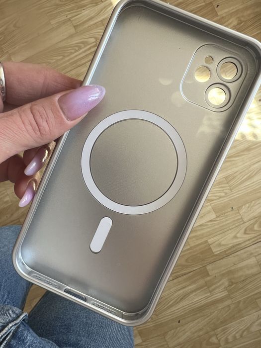 Продам новий чохол на 11 айфон