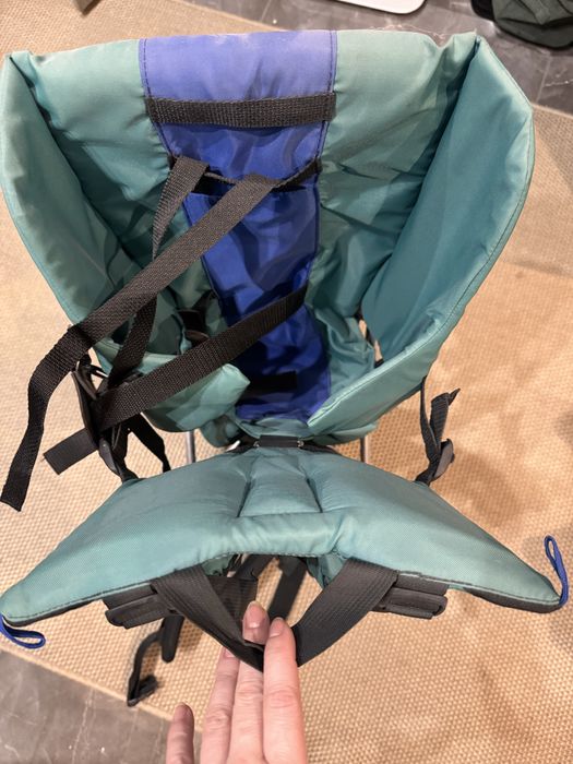 Nosidelko turystyczne Tough Traveler