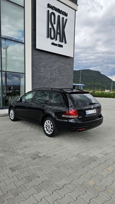 Продам Volkswagen Golf VI,  1.6 tdi, MATCH