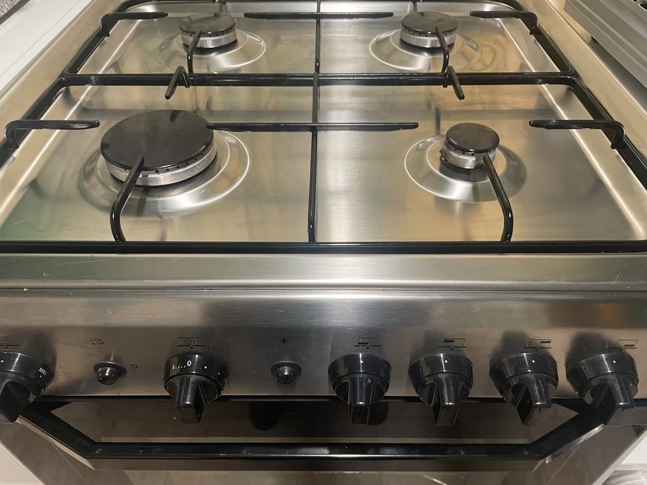 Fogão quase novo