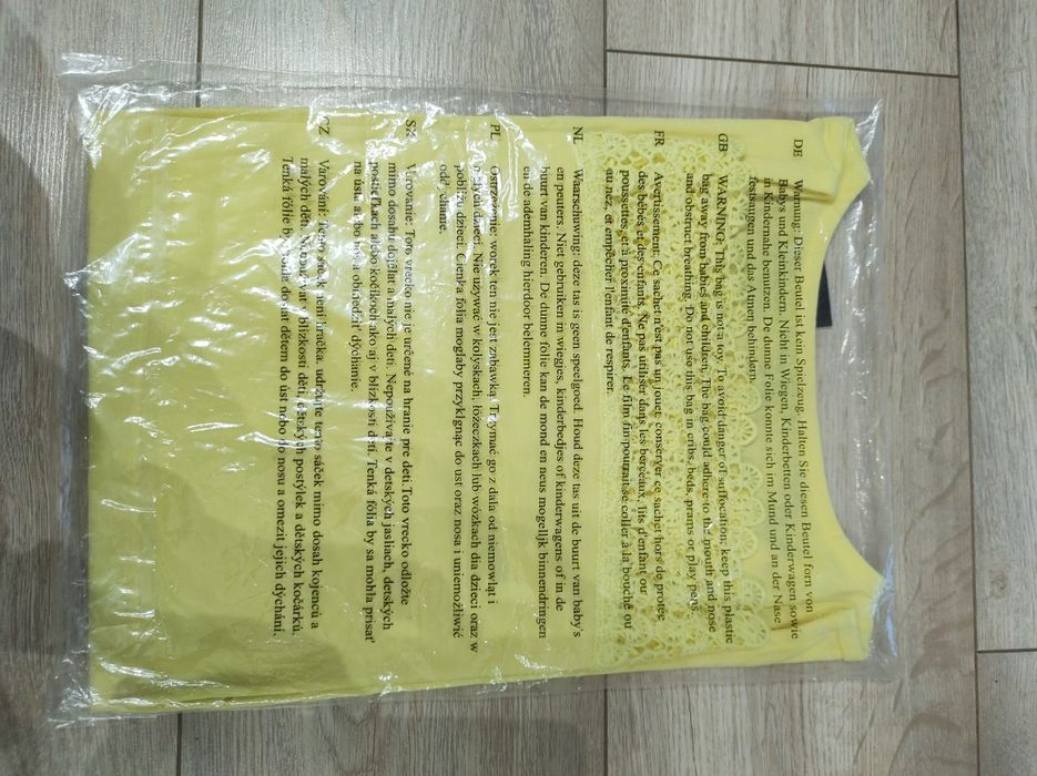 Bluzka na ramiączkach Esmara M