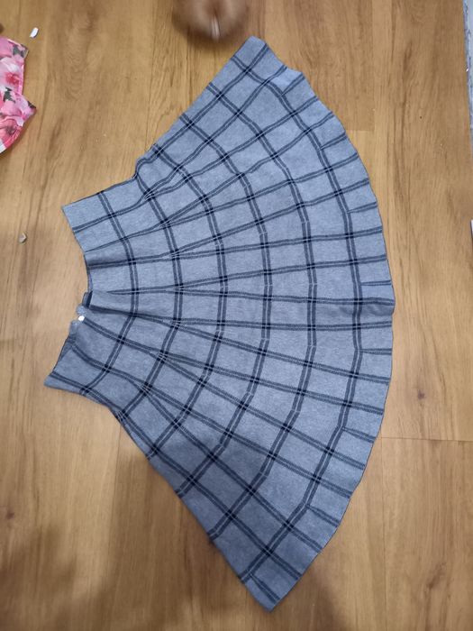 Spodnica w kratę  r.Xl