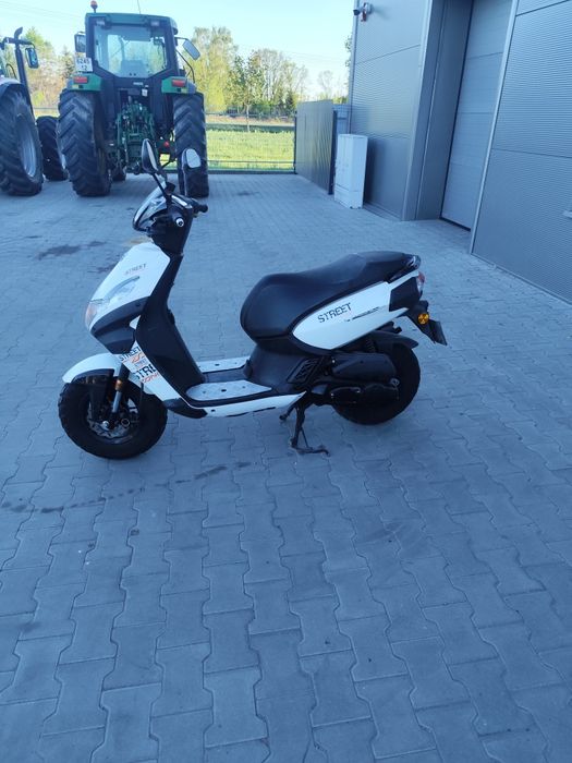 Peugeot kisbee 50 street zone 2017 rok