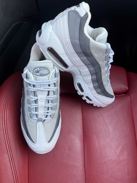 (БЕЗ ПЕРЕДОПЛАТИ) Nike Air Max 95 Grey White найк ейр макс 95 сіро-білі шкіряні сітчасті кросівки з прозорими повітряними подушками