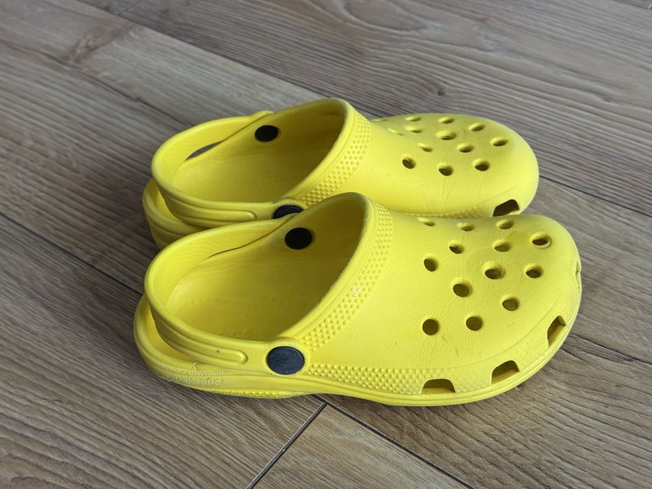 Oryginalne Crocsy dziecięce rozm. C13 – żółte