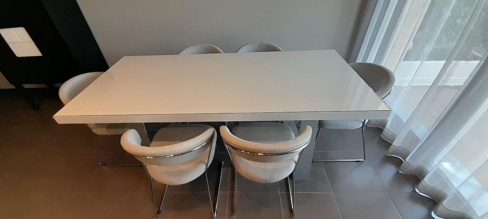 Mesa e cadeiras jantar Antarte branca + vidro protector  6 cadeiras forradas