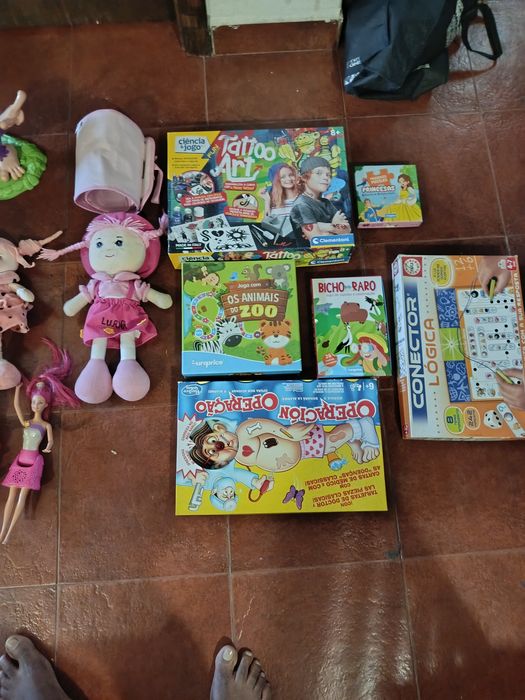 Lote brinquedos Aprox 41 peças