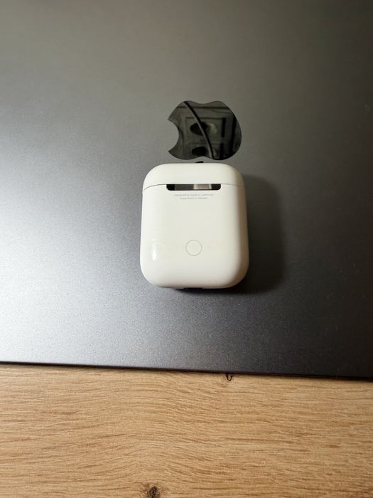 навушники Airpods 2