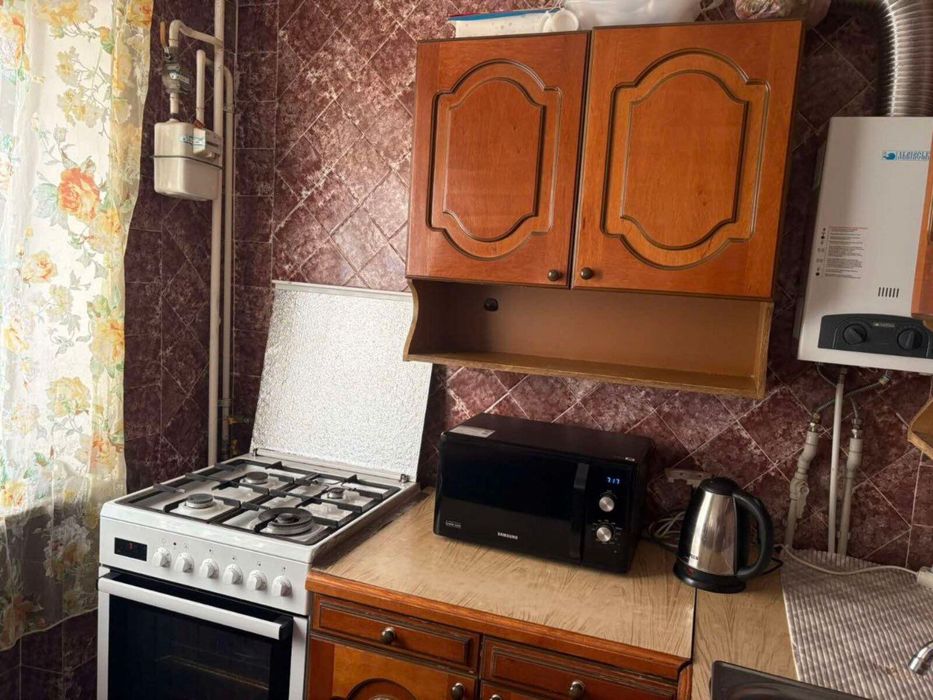 Продается добротная 3к квартира