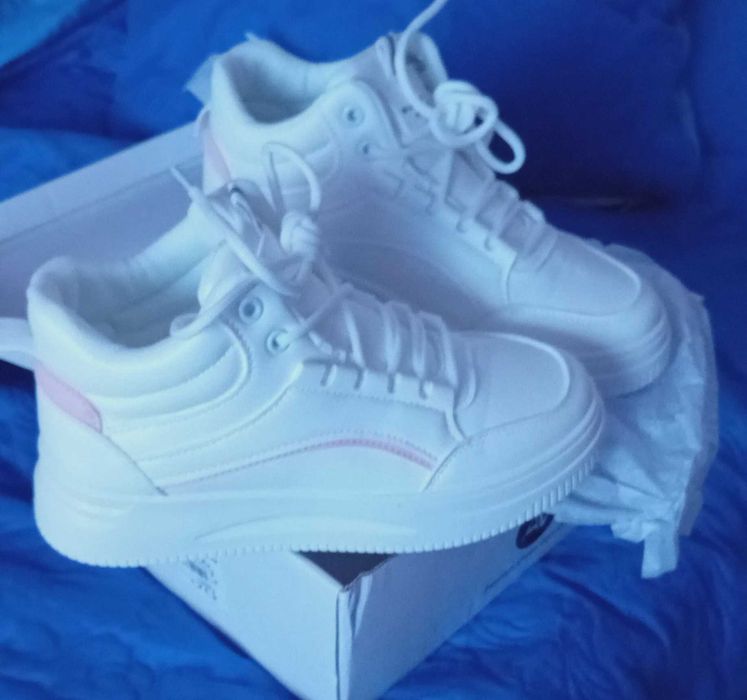 Botas tenis senhora