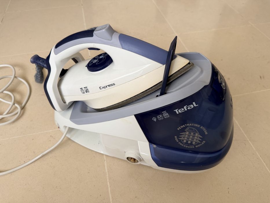 Ferro a caldeira Tefal Express