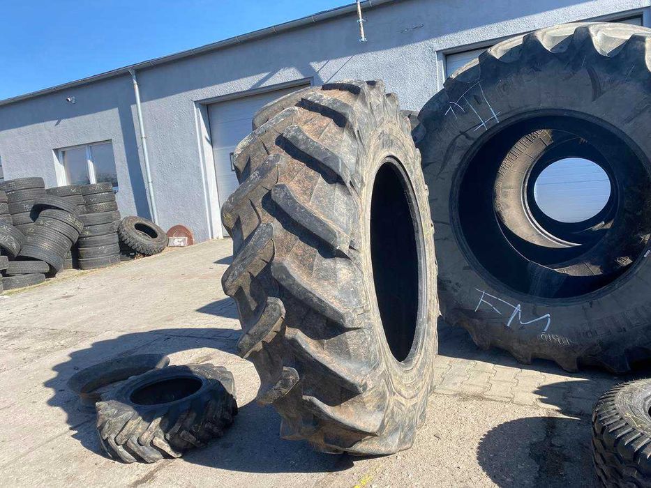 Opona Używana 20.8r38 Pirelli Radial 70% Bieżnika