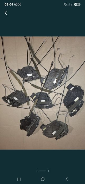 Петли багажника, замки дверей Мазда3 ВК