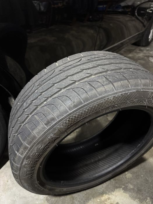 Pneu ATHREE-A 235/45 R17