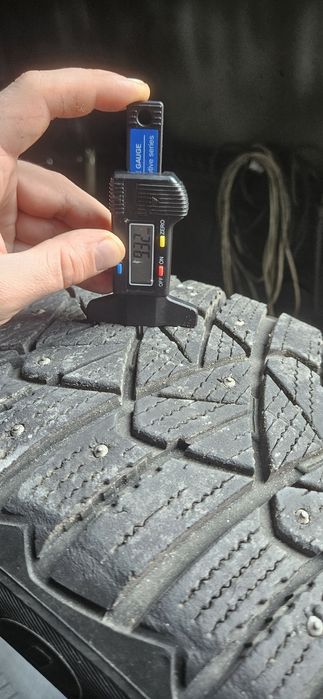 225 55 17 Зима 4шт 9мм Шип 21рік Goodyear з Європи Київ