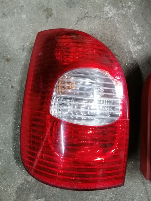 Farolins xsara picasso 2007 só lado direito