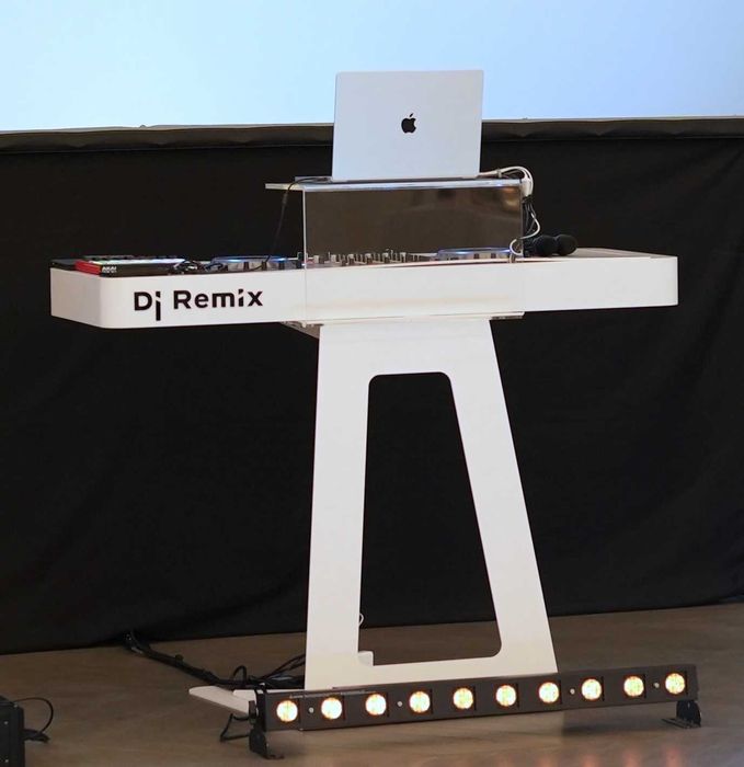 Stół dla DJa pod dowolny zestaw, Hoerboard
