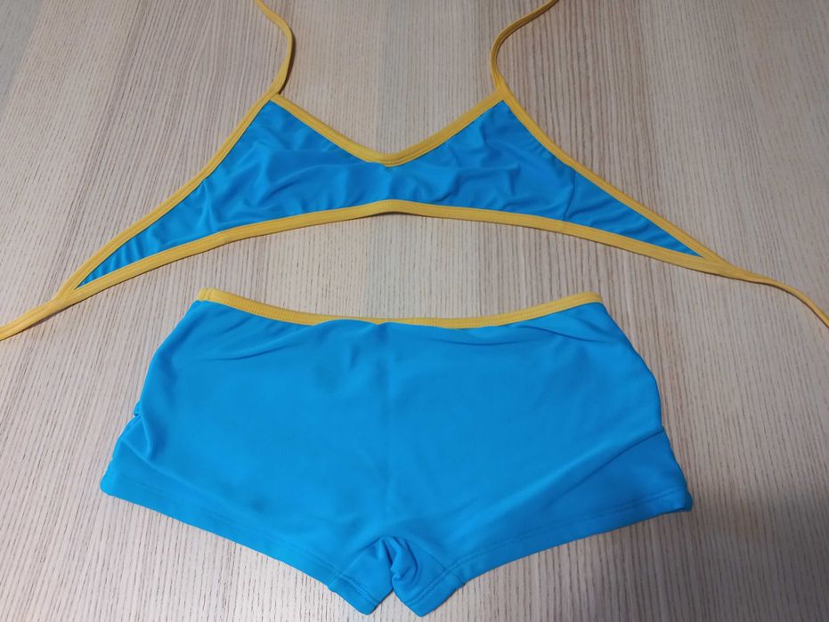 Fato de banho do Colégio Bartolomeu Dias