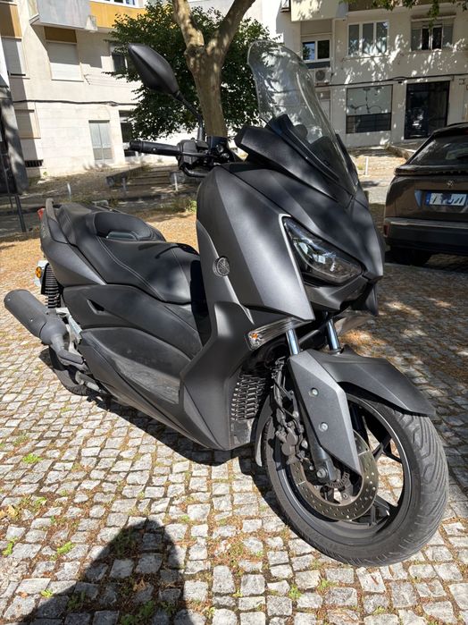 X-Max 125 de 2019 em perfeito estado