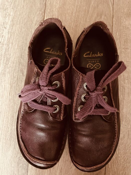 Туфлі  кожані  Clarks(оригінал)