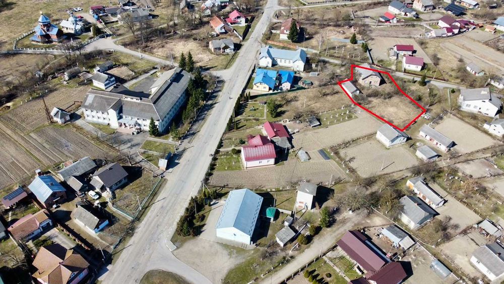 Продаж будинку с Вівня