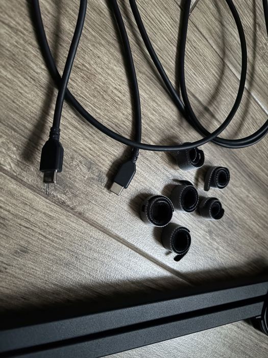 Mikrofon Shure MV7+ + statyw