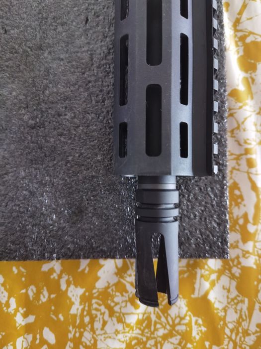 Arma airsoft M4 nova