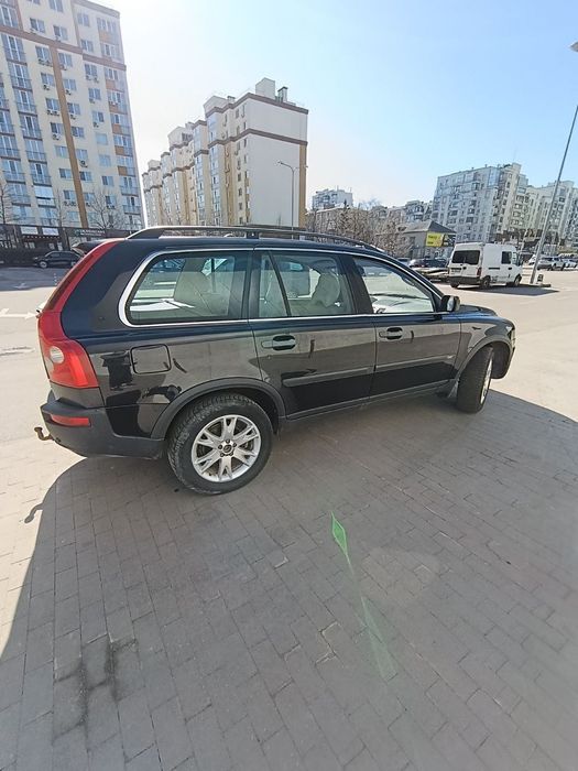 Продам Volvo XC90
