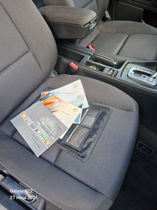 Sprzedam Audi A4 B6/przebieg tylko 132000/jeden właściciel/2.4 benzyna