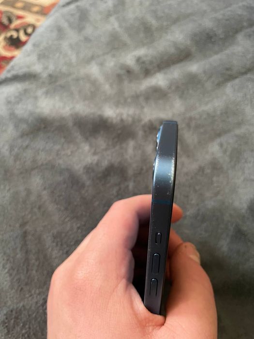 Продам айфон 13га 128