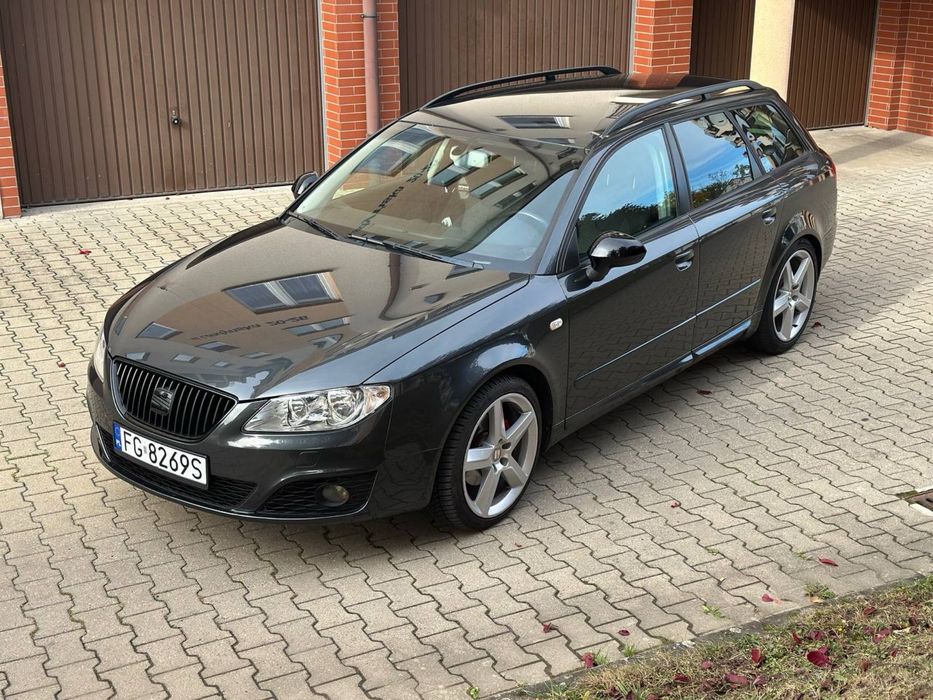 Seat exeo.