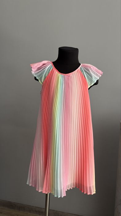 Яскрава сукня  H&M  р.122 з шифону на 6-7 років