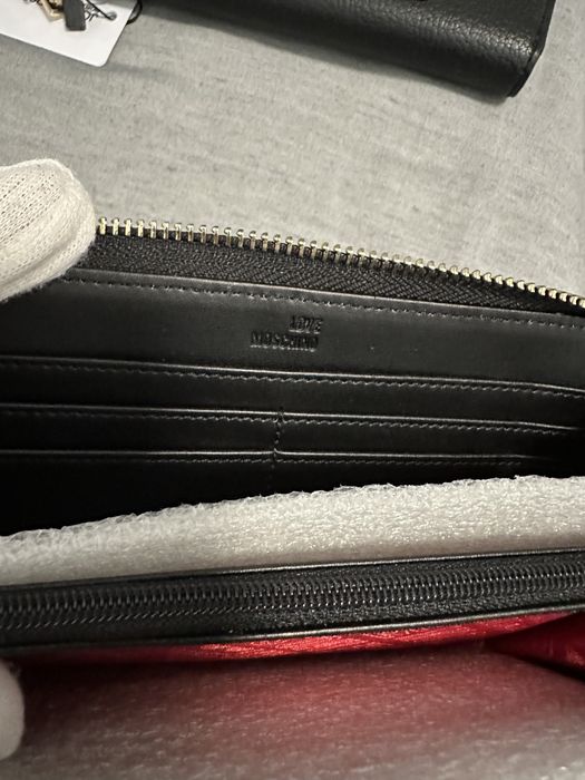 Черный кошелек LOVE MOSCHINO