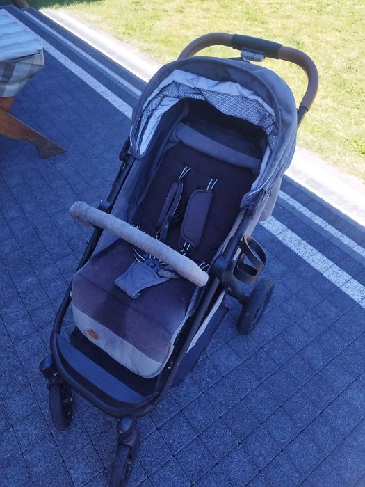 Wózek spacerówka Lionelo Bell