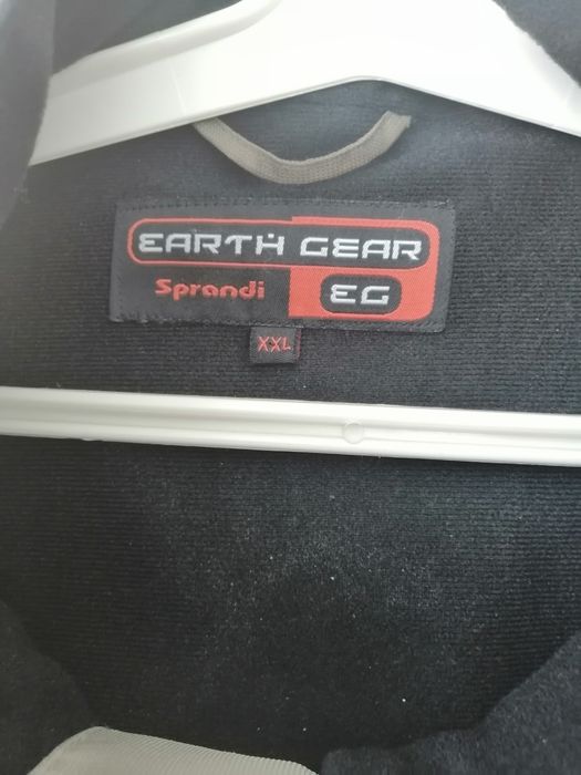 Чоловіча куртка.