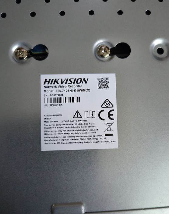 Відеореєстратор Hikvision DS-7108NI-K1/W/M (С) + HDD Hitachi 2 Tb
