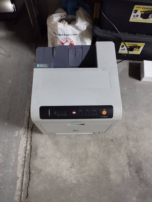 Impressora laser Samsung CLP660nd