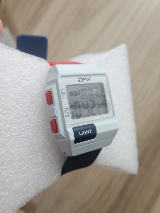 Zegarek elektroniczny TPW K9056 LCD sportowy 36 mm czerwono-granatowy NOWY