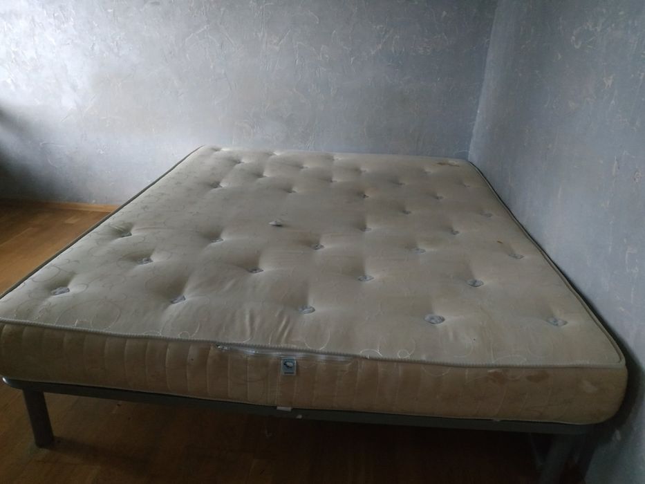 Ліжко диван  ліжко з дорогим матрасом