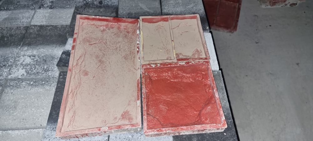 Форми для тротуарної плитки  поліурітанові, пластикові