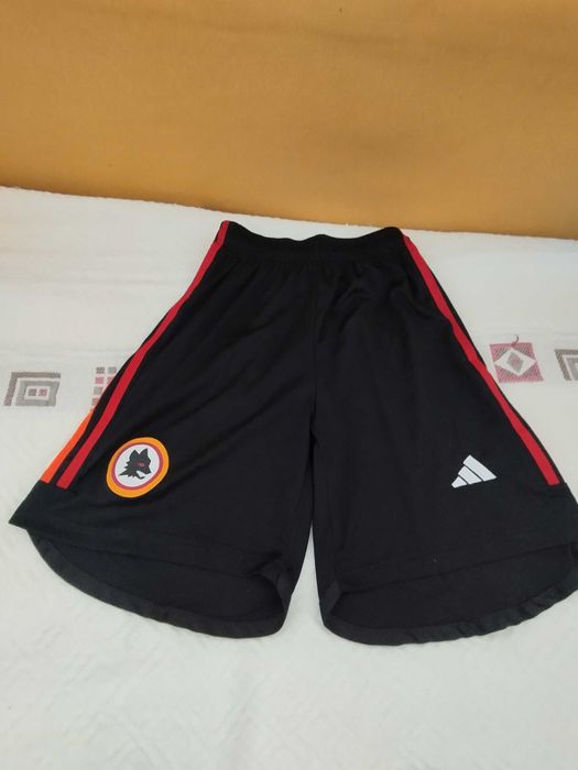 Calções Adidas preto tamanho S