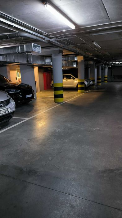 Оренда паркомісця в ЖК Новопечерські Липки (Верхогляда, 17)