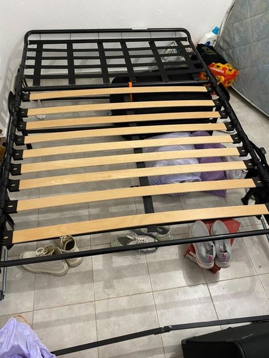 cama de casal ou sofá com cama