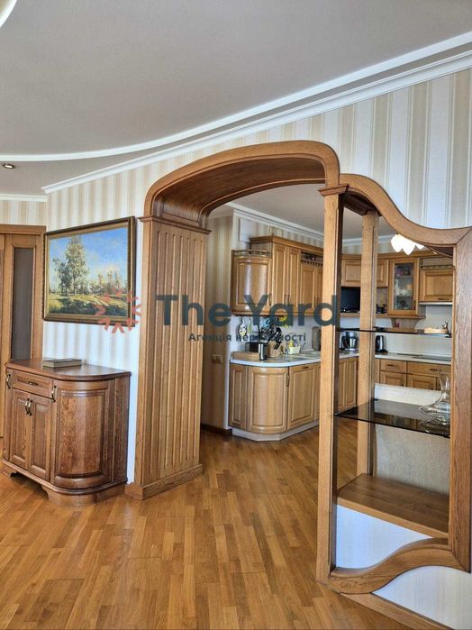 Продаж дизайнерської 5 кім. квартири вул. Гришка Михайла 9 Осокорки